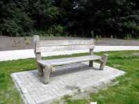 Bench with railings 01 